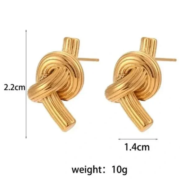 NEW MODERN 18K GOLD KNOT STUD EARRINGS, NICE EARRINGS, CUTE EARRINGS. - Picture 6 of 6